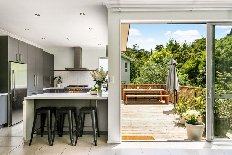 Photo of property in 17 Kunzea Place, Greenhithe, Auckland, 0632