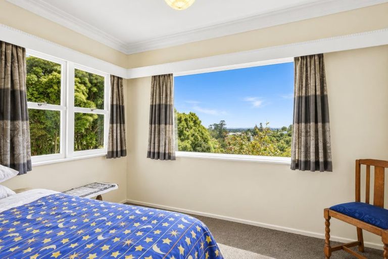 Photo of property in 15 St James Avenue, Helensville, 0800
