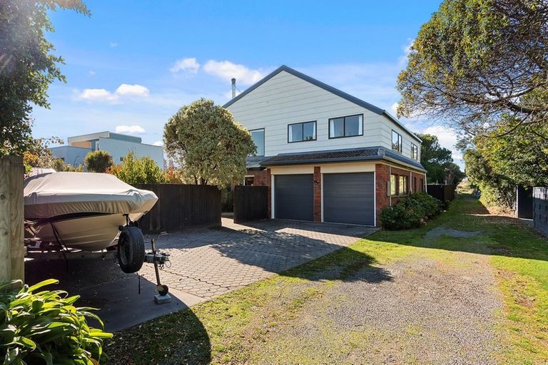 Photo of property in 177a Rocking Horse Road, Southshore, Christchurch, 8062