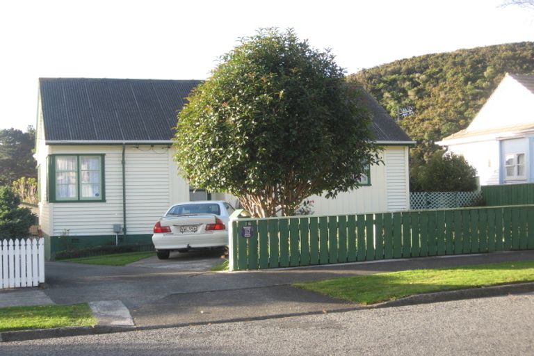 Photo of property in 78 Wilkie Crescent, Naenae, Lower Hutt, 5011
