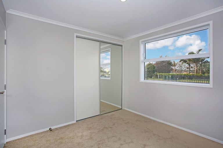 Photo of property in 1 Te Paahi Avenue, Waiuku, 2123