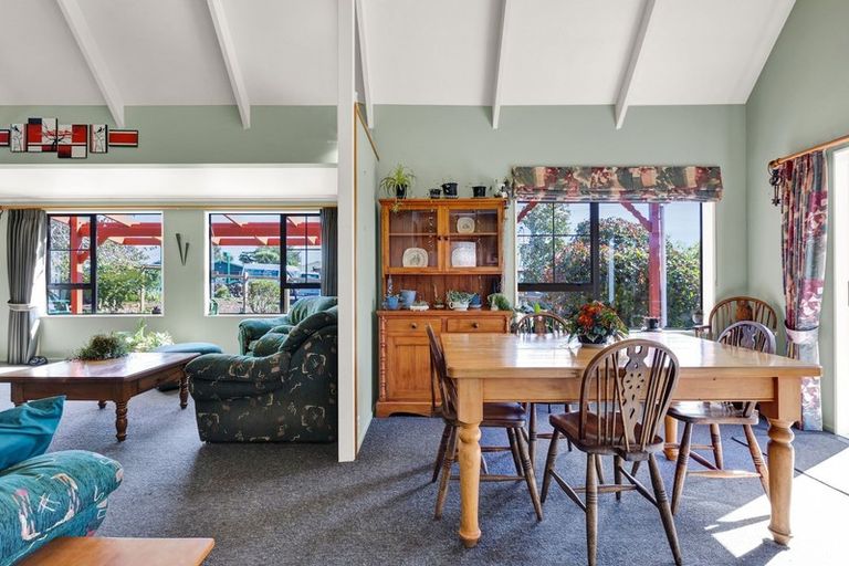 Photo of property in 13 Tuahu Place, Waitara, 4320