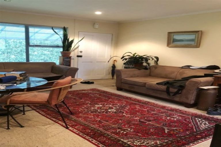 Photo of property in 1 Derwent Street, Morningside, Auckland, 1022