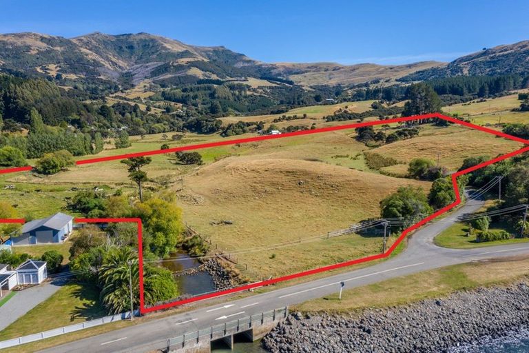 Photo of property in 800 Wainui Main Road, Wainui, Akaroa, 7582