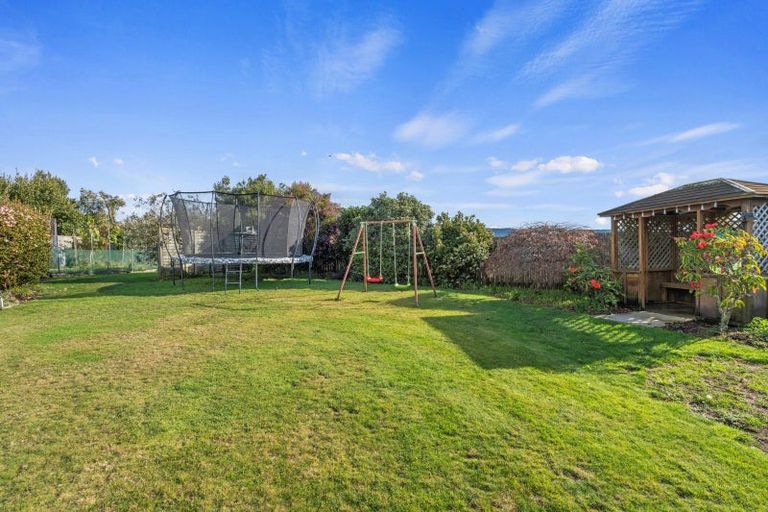 Photo of property in 7 Donelle Place, Te Puke, 3119