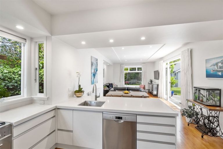 Photo of property in 29 Clissold Street, Merivale, Christchurch, 8014