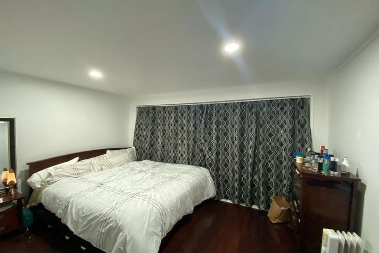 Photo of property in 505 Swanson Road, Ranui, Auckland, 0612