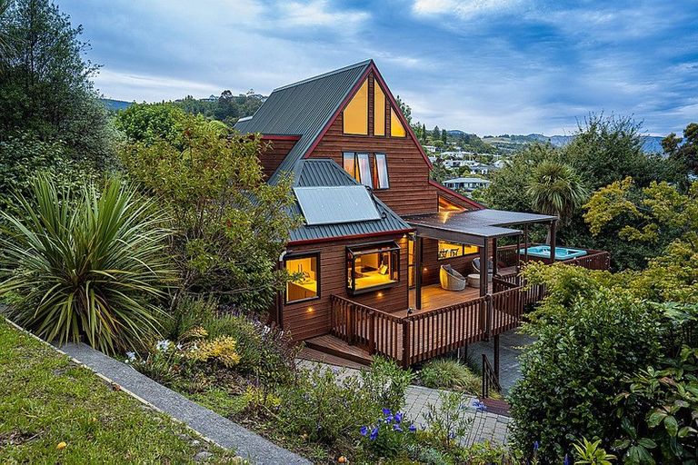 Photo of property in 45 Arapiki Road, Stoke, Nelson, 7011