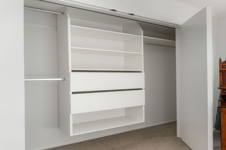 Photo of property in 3 Phoenix Avenue, Hokowhitu, Palmerston North, 4410