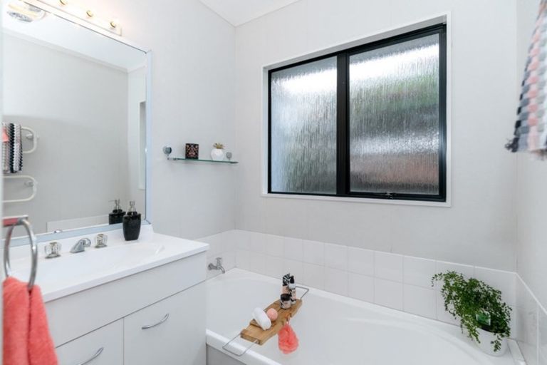 Photo of property in 5 Moverley Place, Pukete, Hamilton, 3200