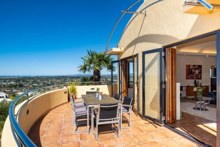 Photo of property in 32 Cumberland Rise, Taradale, Napier, 4112