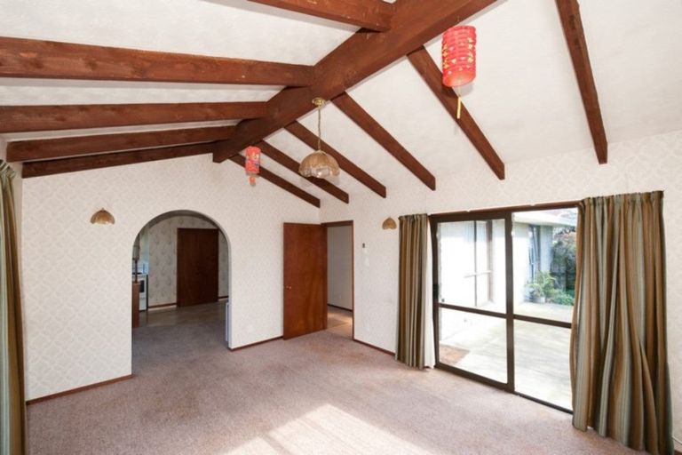 Photo of property in 14 Mchaffies Place, Wainoni, Christchurch, 8061