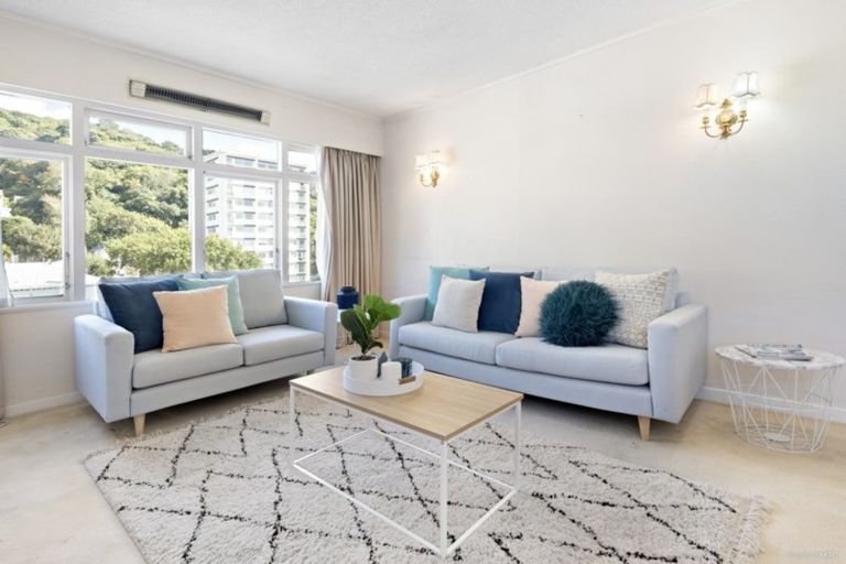 Photo of property in Newman Court Apartments, 2 Newman Terrace, Thorndon, Wellington, 6011
