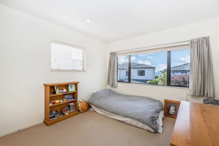 Photo of property in 20/22 Northcross Drive, Oteha, Auckland, 0632