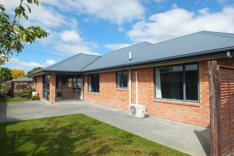 Photo of property in 136 Mcmurdo Street, Tinwald, Ashburton, 7700