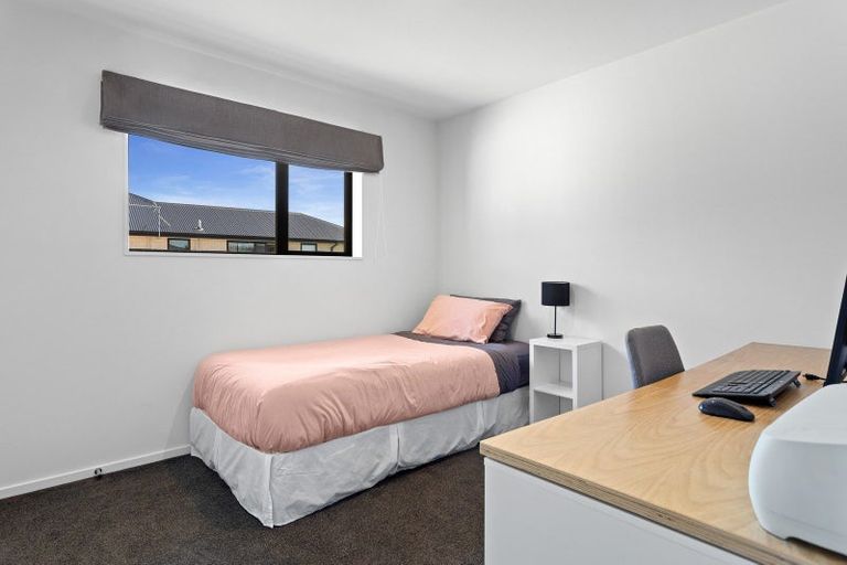 Photo of property in 13 Johnson Avenue, Amberley, 7410