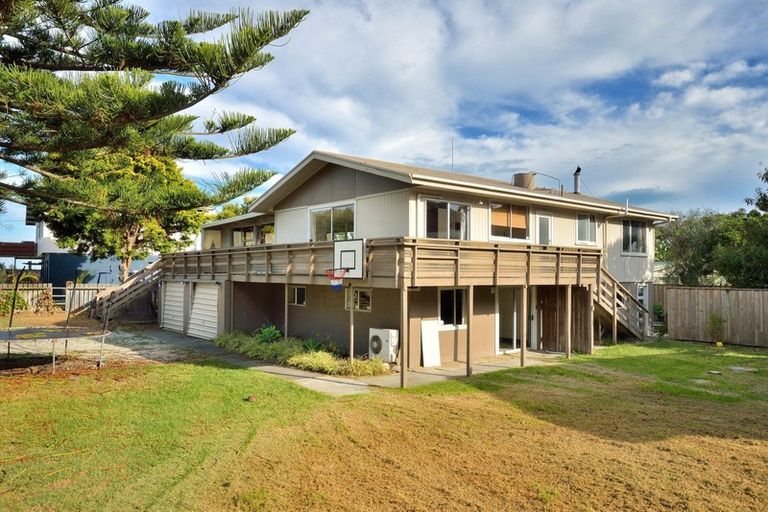Photo of property in 59 Douglas Street, Okitu, Gisborne, 4010