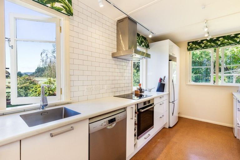 Photo of property in 9 Te Herekiekie Street, Turangi, 3334