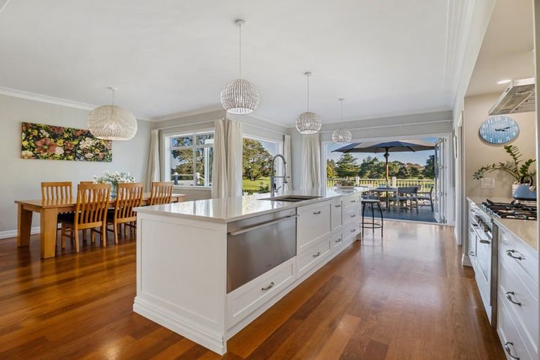 Photo of property in 162 Oceanbeach Road, Mount Maunganui, 3116