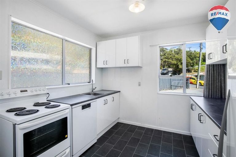 Photo of property in 13b John Street, Stokes Valley, Lower Hutt, 5019