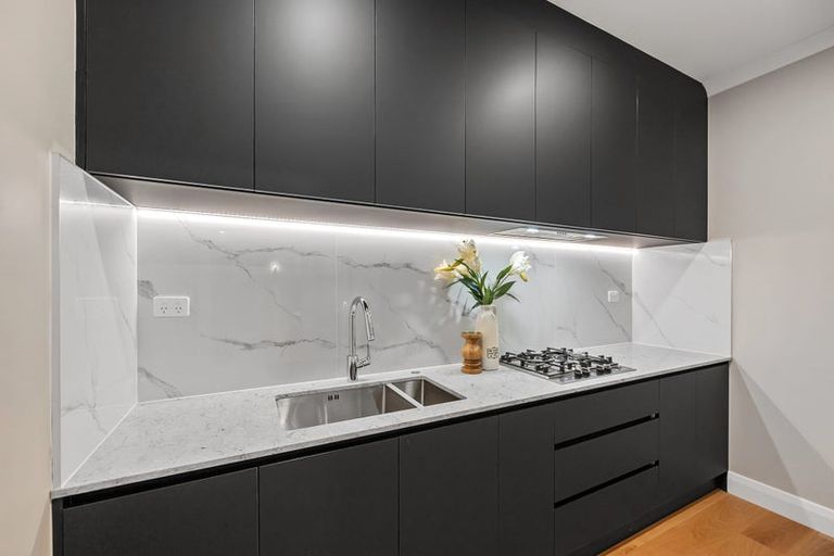 Photo of property in 56 Kewa Road, Albany Heights, Auckland, 0632