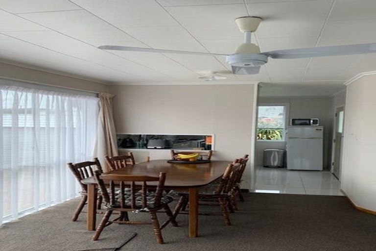 Photo of property in 22 Murray Avenue, Hawera, 4610