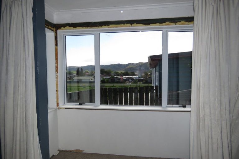 Photo of property in 3 Herald Street, Reefton, 7830