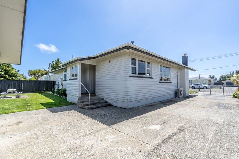 Photo of property in 3 Carlyle Street, Tuatapere, 9620