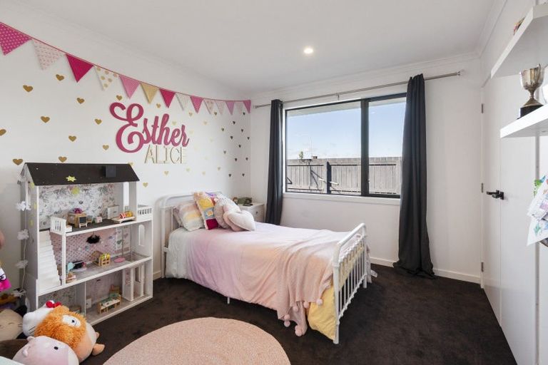 Photo of property in 141 Pharazyn Street, Maewa, Feilding, 4702