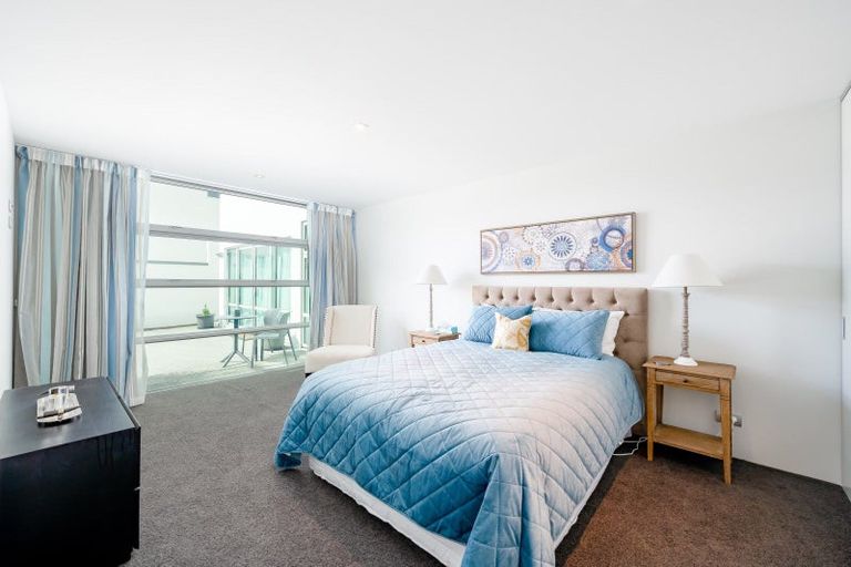 Photo of property in 15 Faulks Terrace, Wanaka, 9305