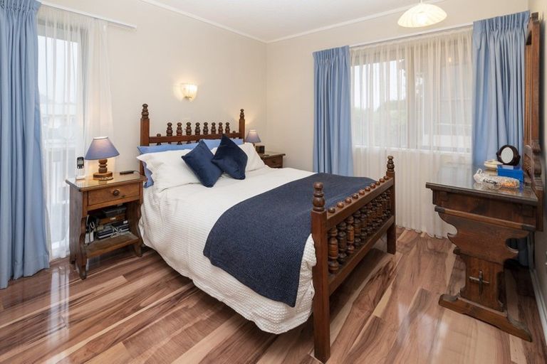 Photo of property in 2/1 Glenside Avenue, Pakuranga, Auckland, 2010