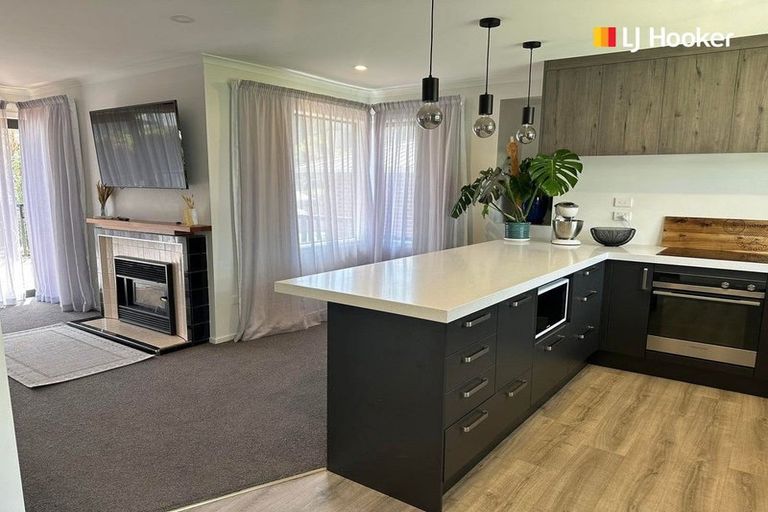 Photo of property in 130 Wakari Road, Helensburgh, Dunedin, 9010