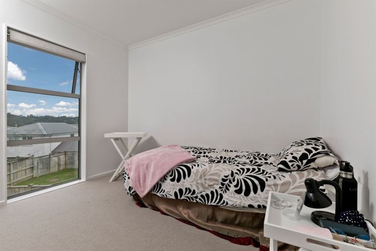 Photo of property in 2 Vincent Mcgrath Crescent, Swanson, Auckland, 0614