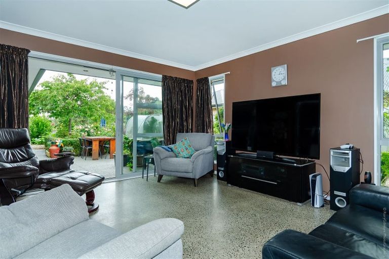 Photo of property in 79 Acacia Avenue, Rangiora, 7400