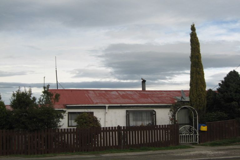 Photo of property in 2 Lowestoft Street, Balclutha, 9230