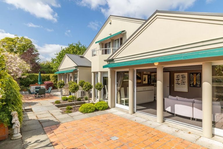 Photo of property in 9a Weka Street, Fendalton, Christchurch, 8041