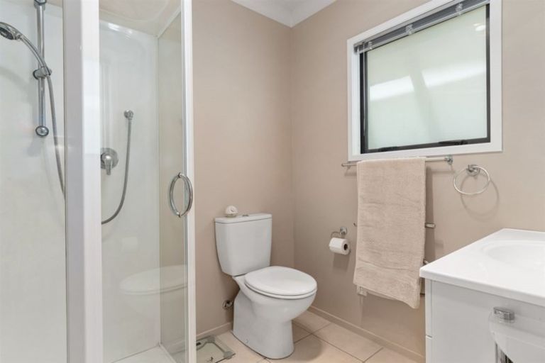 Photo of property in 1 Leven Close, Bethlehem, Tauranga, 3110