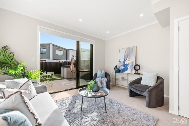 Photo of property in 7 Fitch Lane, Wallaceville, Upper Hutt, 5018