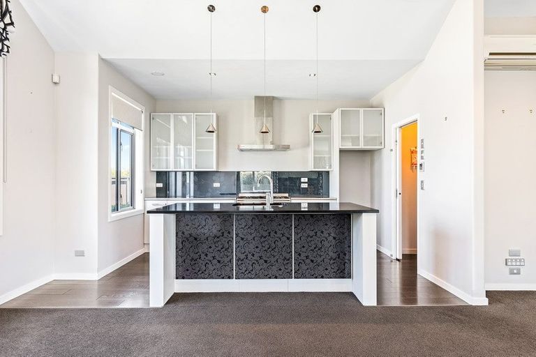 Photo of property in 5 Applefield Court, Northwood, Christchurch, 8051