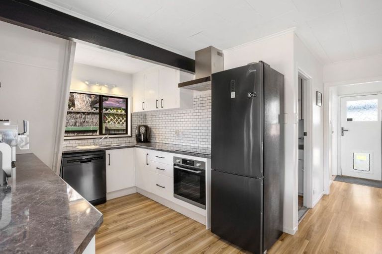 Photo of property in 28 Canberra Place, Waldronville, Dunedin, 9018