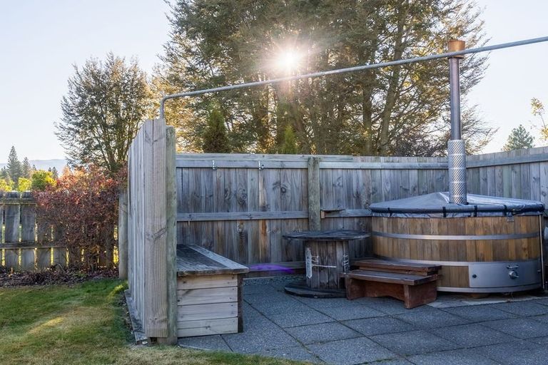 Photo of property in 3 Maitland Place, Favona, Auckland, 2024