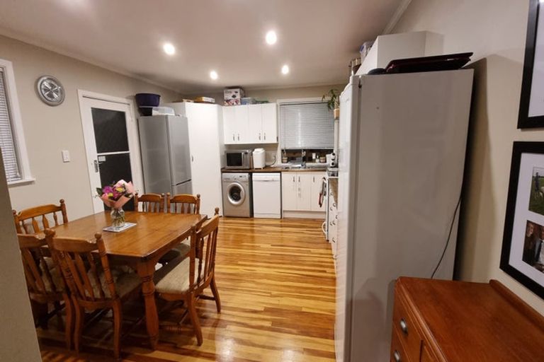 Photo of property in 126 Harlech Street, Mayfair, Hastings, 4122