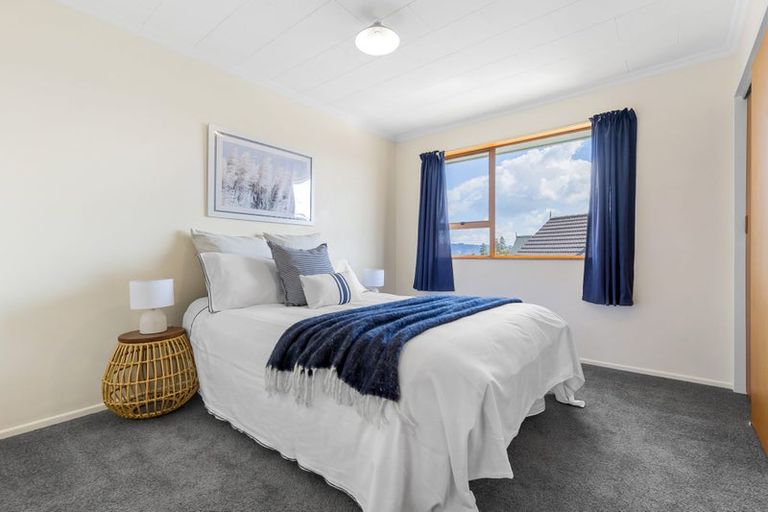 Photo of property in 25 Tobin Place, Richmond Heights, Taupo, 3330