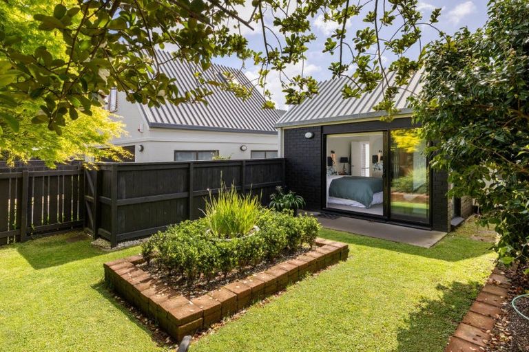 Photo of property in 37 Pah Street, Matua, Tauranga, 3110