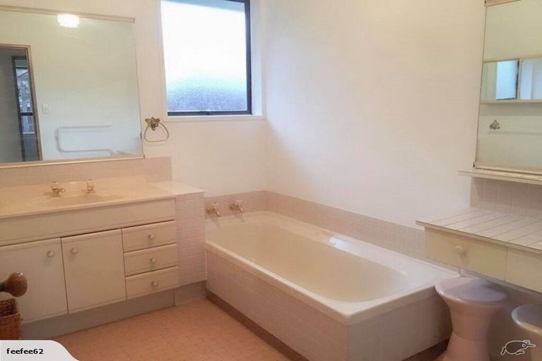 Photo of property in 3 Baladin Street, Avondale, Christchurch, 8061