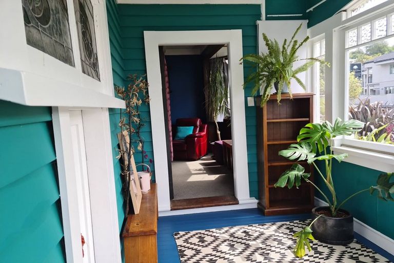 Photo of property in 13 Waimea Road, Nelson South, Nelson, 7010