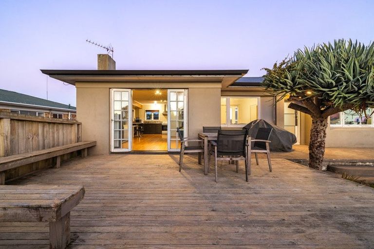 Photo of property in 8 Landscape Road, Pukekohe, 2120