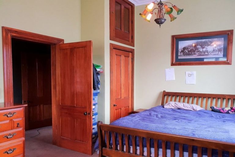 Photo of property in 8 Castle Street, Eltham, 4322