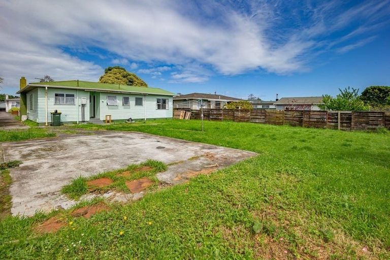 Photo of property in 23 Stirling Street, Levin, 5510