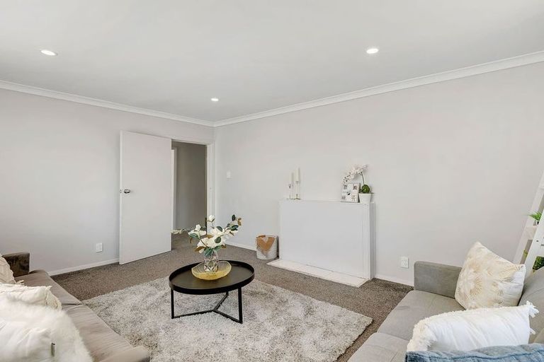 Photo of property in 38 Cardiff Crescent, Cannons Creek, Porirua, 5024